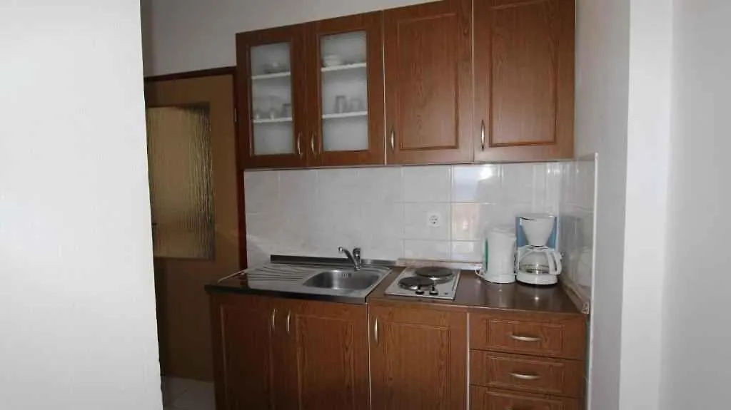 Apartments In Malinska - Insel Krk 53288 0*,  Croatia