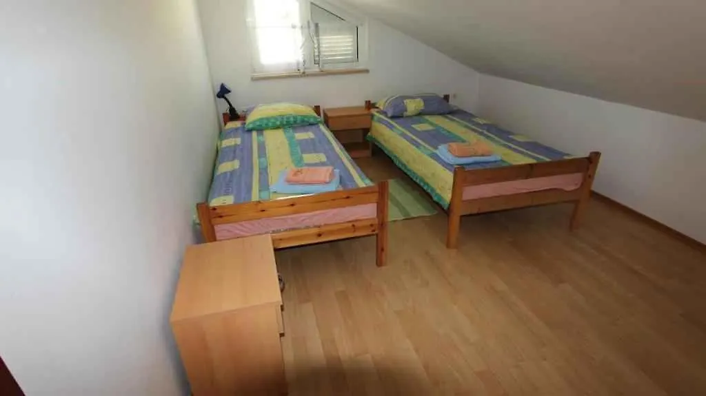 Apartments In Malinska - Insel Krk 53288