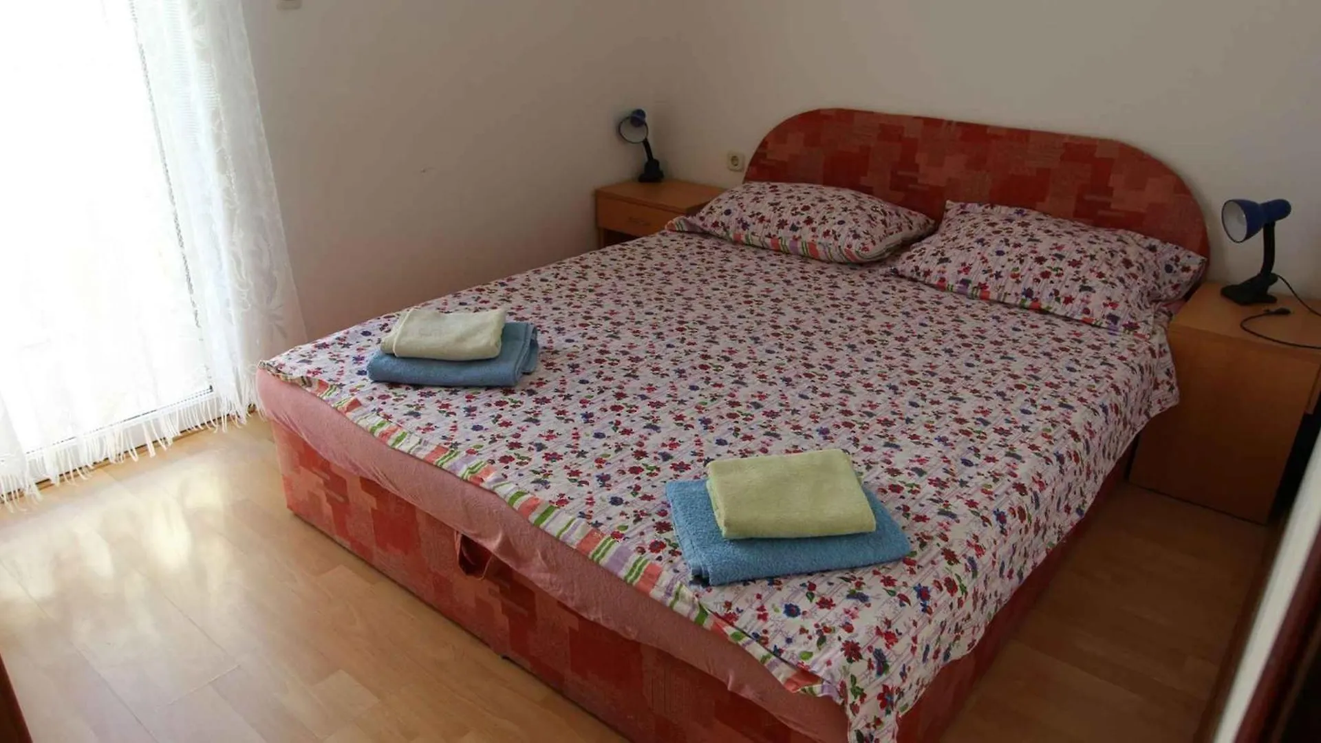 Apartments In Malinska - Insel Krk 53288 Croatia