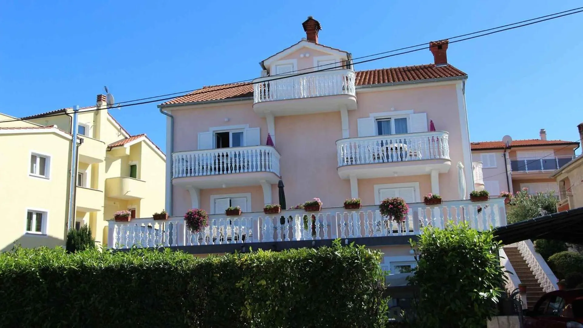 Apartments In Malinska - Insel Krk 53288