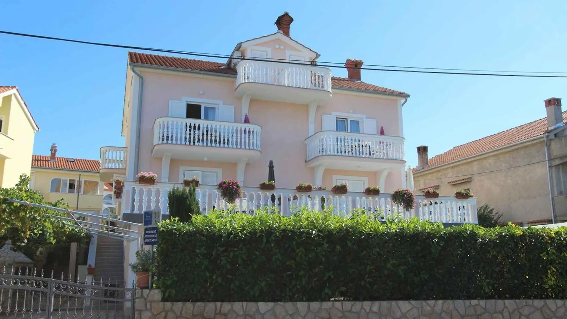 Apartments In Malinska - Insel Krk 53288